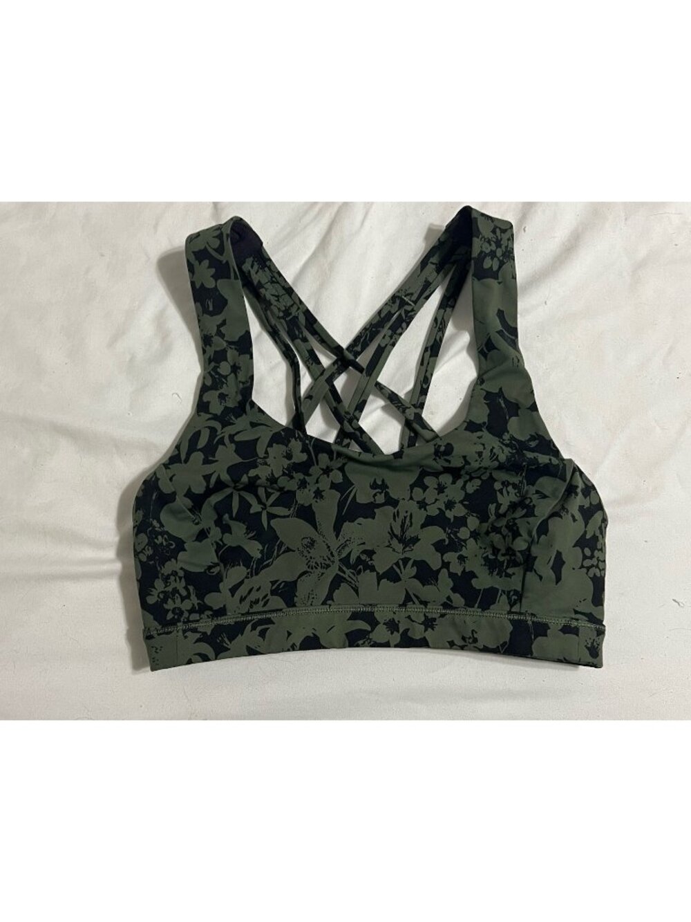 Lululemon Free to Be Serene Bra Sz 2 Efflorescent Barracks Green Black